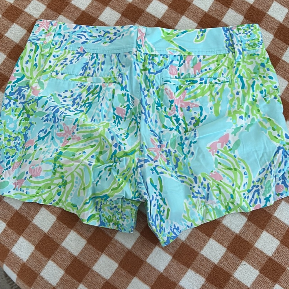 Lilly Pulitzer Callahan short - Picture 4 of 4